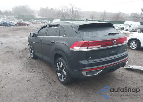 2024 Volkswagen Atlas Cross Sport 2.0T Se W/Technology z USA, uszkodzony, nr VIN 1V2HE2CA0RC247131